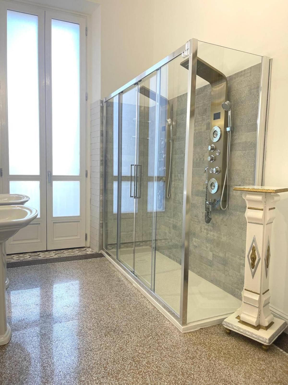 Stile Libero Guest House Турин Экстерьер фото